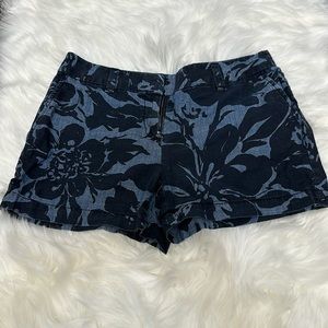 EUC Ann Taylor Loft Floral pants size 2 women 4”shorts